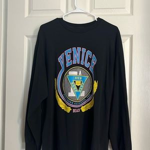 venice beach long sleeve oversized tee shirt